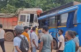 5 killed, several injured in bus-truck collision in Odisha’s Sundargarh